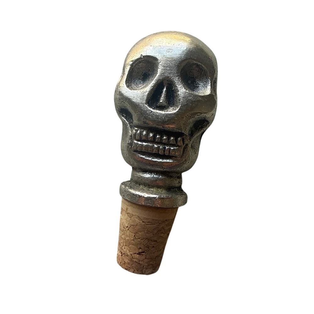 Grinning Skull Head Pewter Bottle Stopper in Pewter